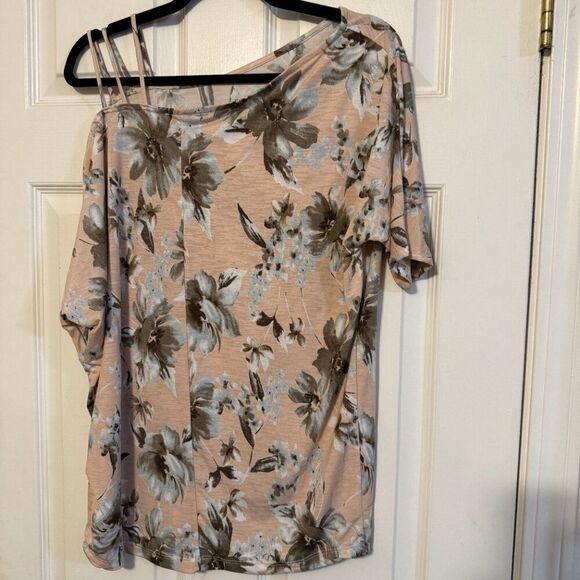 White Birch Pink Floral One-Shoulder Top – Size XL, NWT, Feminine Statement Piec - Picture 2 of 5